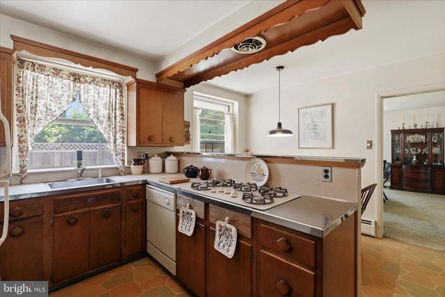 412 NEWBOLD RD, Jenkintown, PA 19046