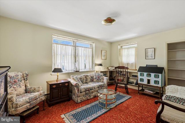 412 NEWBOLD RD, Jenkintown, PA 19046