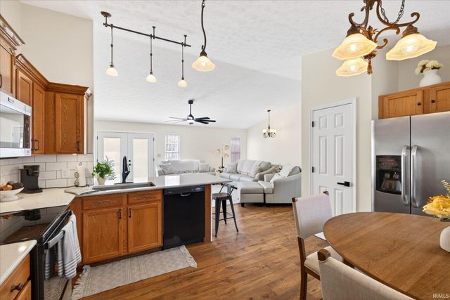 1217 W Woodhill Drive, Bloomington, IN 47403