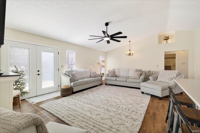 1217 W Woodhill Drive, Bloomington, IN 47403