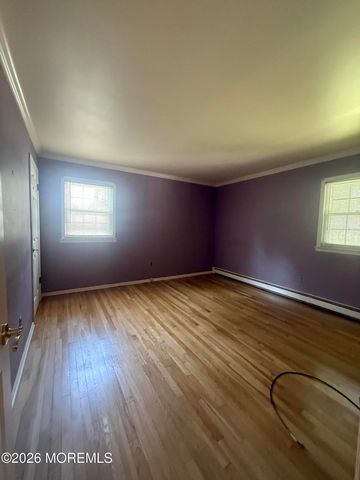 127 Cardinal Drive, Toms River, NJ 08755