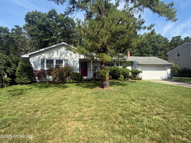 127 Cardinal Drive, Toms River, NJ 08755