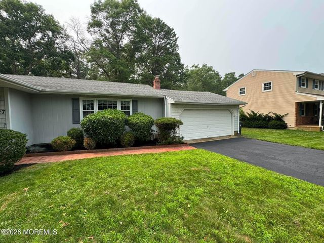 127 Cardinal Drive, Toms River, NJ 08755