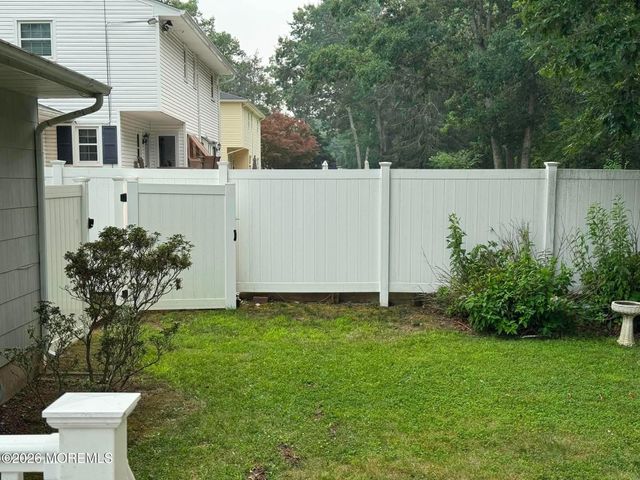 127 Cardinal Drive, Toms River, NJ 08755