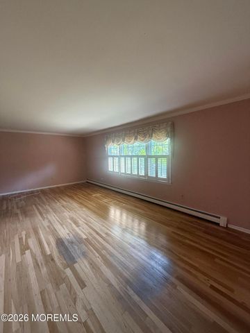 127 Cardinal Drive, Toms River, NJ 08755