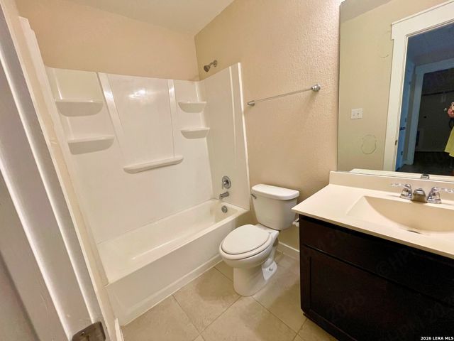 5226 Nature Path, Marion, TX 78124