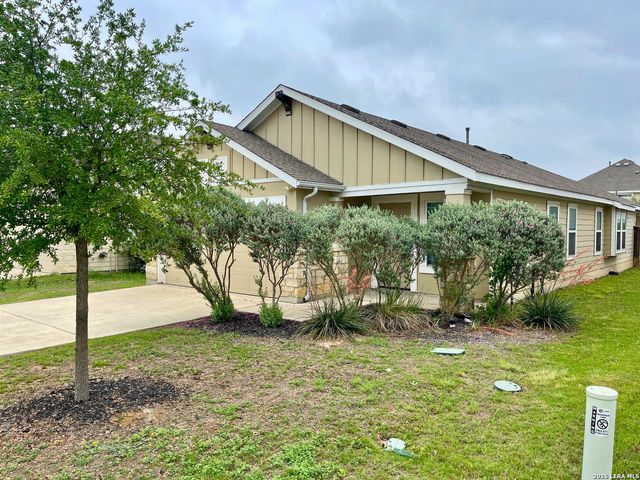 5226 Nature Path, Marion, TX 78124