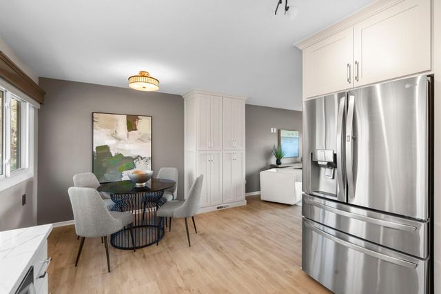 10604 32nd Avenue N, Plymouth, MN 55441