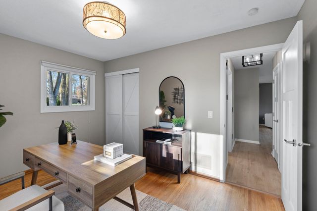 10604 32nd Avenue N, Plymouth, MN 55441