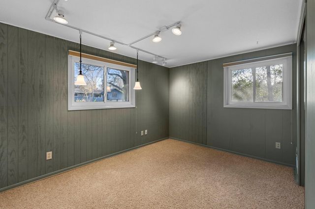 10604 32nd Avenue N, Plymouth, MN 55441