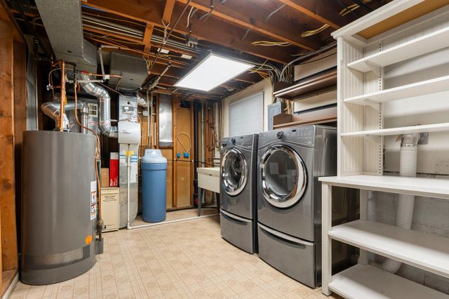 10604 32nd Avenue N, Plymouth, MN 55441