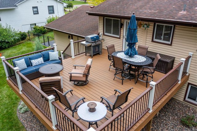 10604 32nd Avenue N, Plymouth, MN 55441