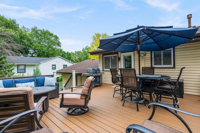 10604 32nd Avenue N, Plymouth, MN 55441