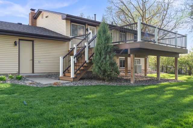 10604 32nd Avenue N, Plymouth, MN 55441