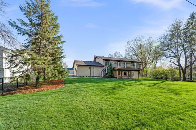 10604 32nd Avenue N, Plymouth, MN 55441