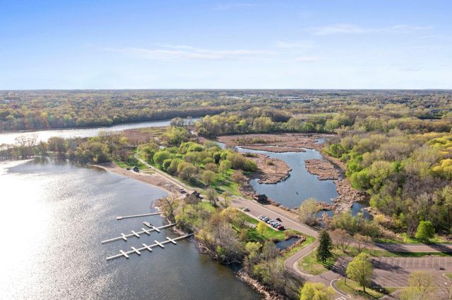 10604 32nd Avenue N, Plymouth, MN 55441