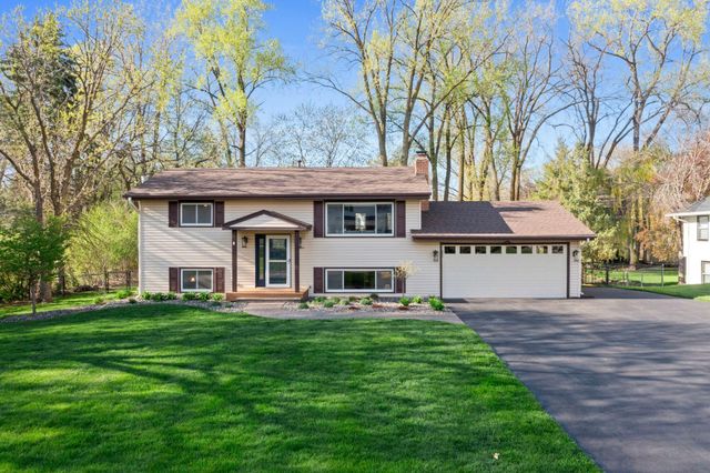 10604 32nd Avenue N, Plymouth, MN 55441