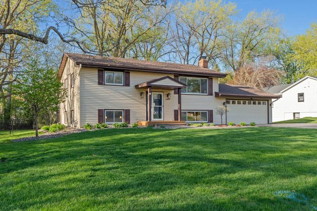 10604 32nd Avenue N, Plymouth, MN 55441