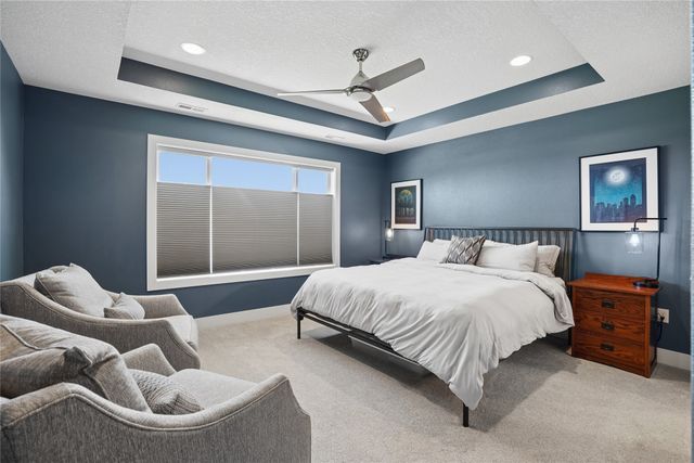555 NE Bellflower Court, Waukee, IA 50263