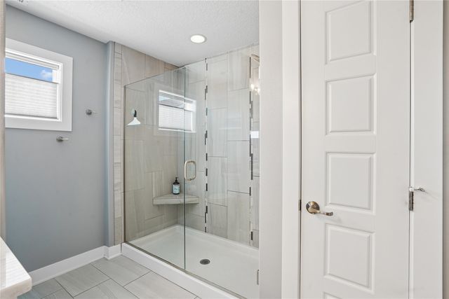 555 NE Bellflower Court, Waukee, IA 50263