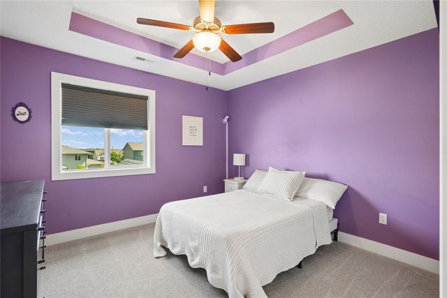 555 NE Bellflower Court, Waukee, IA 50263