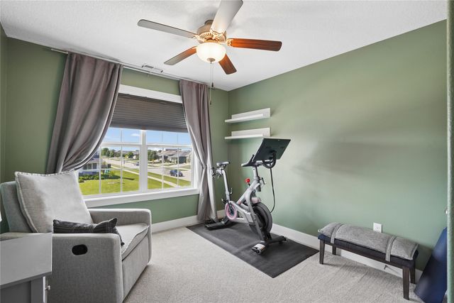 555 NE Bellflower Court, Waukee, IA 50263