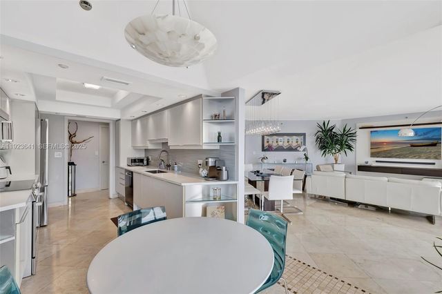 7000 Island Blvd 1701, Aventura, FL 33160