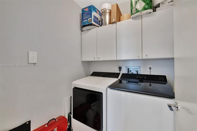 7000 Island Blvd 1701, Aventura, FL 33160