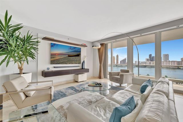 7000 Island Blvd 1701, Aventura, FL 33160