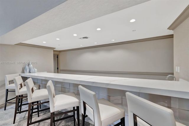 7000 Island Blvd 1701, Aventura, FL 33160