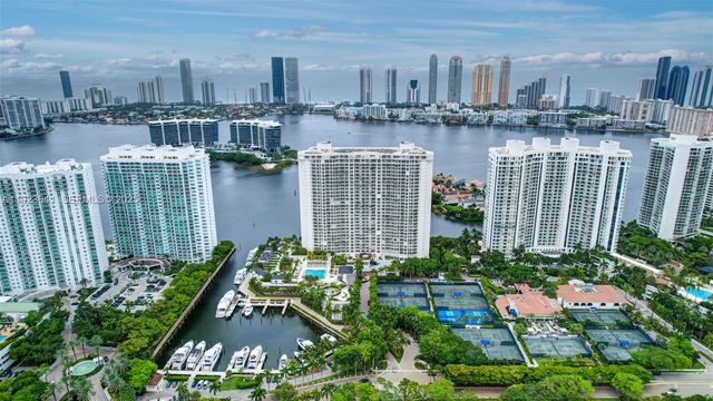 7000 Island Blvd 1701, Aventura, FL 33160