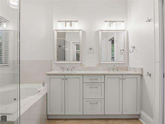 6043 LAKE ERIE ROAD, Groveland, FL 34736