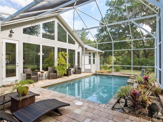 6043 LAKE ERIE ROAD, Groveland, FL 34736