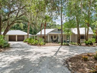 6043 LAKE ERIE ROAD, Groveland, FL 34736