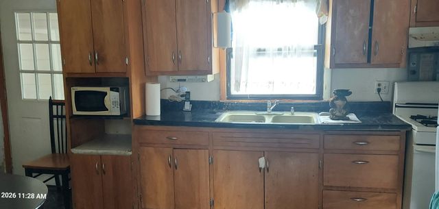 1149 Lafayette Street, Aurora, IL 60505