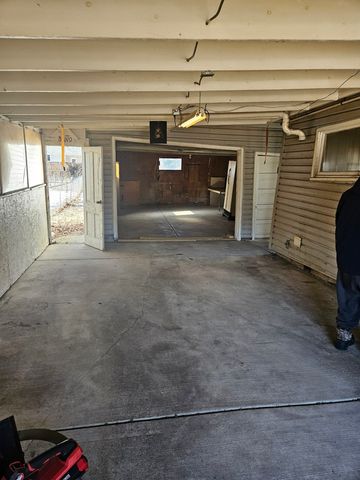 1149 Lafayette Street, Aurora, IL 60505