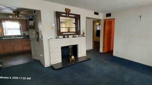 1149 Lafayette Street, Aurora, IL 60505