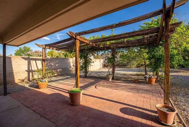 6067 Cottontail Road NE, Rio Rancho, NM 87144