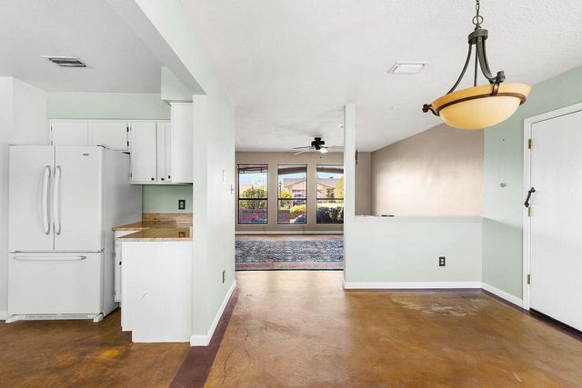 6067 Cottontail Road NE, Rio Rancho, NM 87144