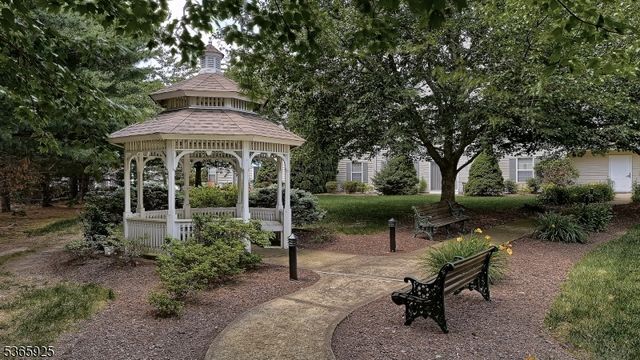 2 Richmond Road Suite306 306, West Milford Twp., NJ 07480