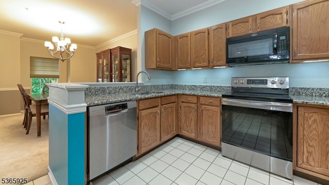 2 Richmond Road Suite306 306, West Milford Twp., NJ 07480