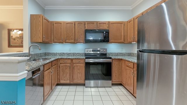 2 Richmond Road Suite306 306, West Milford Twp., NJ 07480
