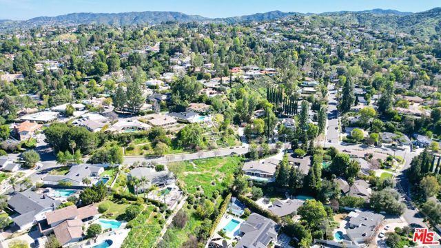 20331 Wells Drive, Woodland Hills (los Angeles), CA 91364