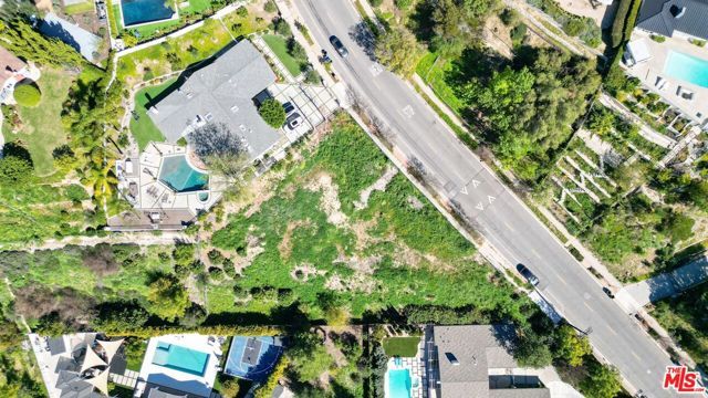20331 Wells Drive, Woodland Hills (los Angeles), CA 91364