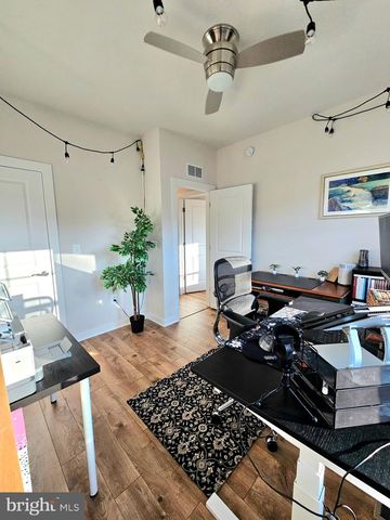1756 BLUE SPRUCE ST, Dumfries, VA 22026