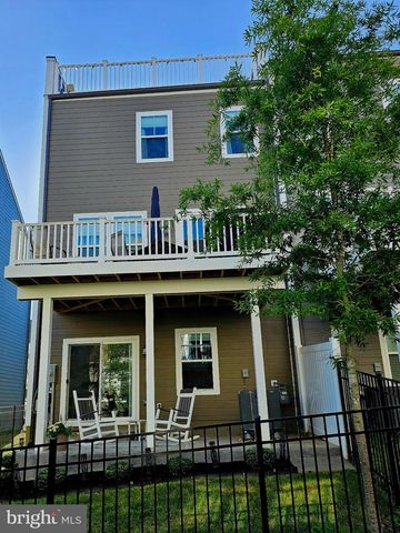 1756 BLUE SPRUCE ST, Dumfries, VA 22026