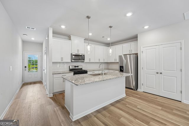 7840 Marie Way, Fairburn, GA 30213