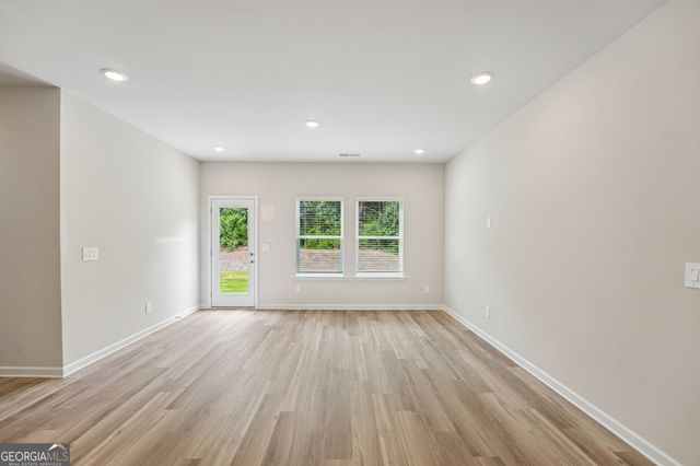 7840 Marie Way, Fairburn, GA 30213