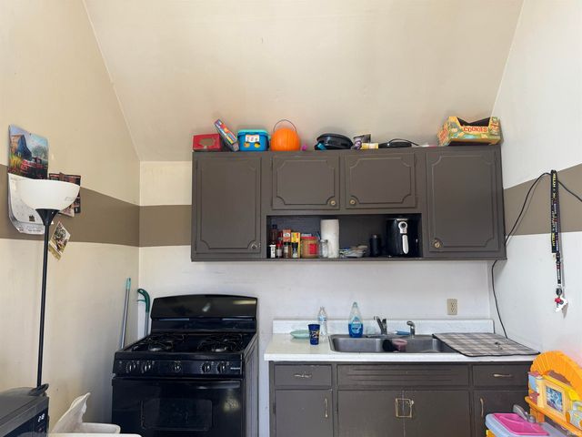303 N Harrison Street, Syracuse, IN 46567