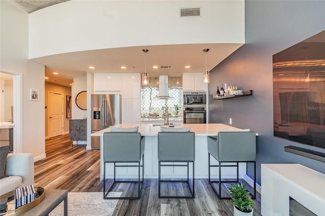 777 N ASHLEY DRIVE 3211, Tampa, FL 33602